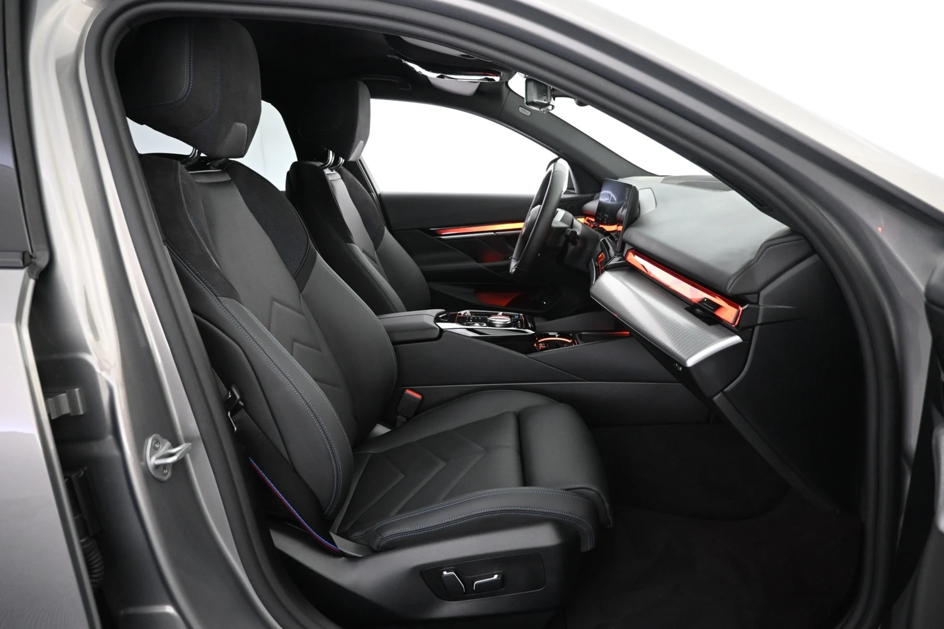 Car Image - 3fLmq34zL5Nn4X1hOmxT9N