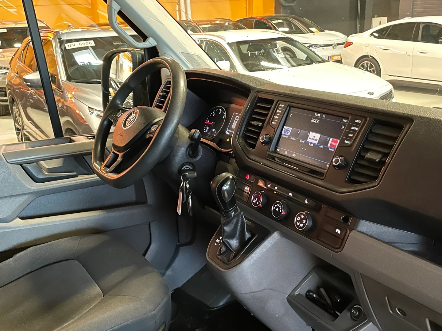 Car Image - 5P5NEEw4Ay9gn3cobJkVbO