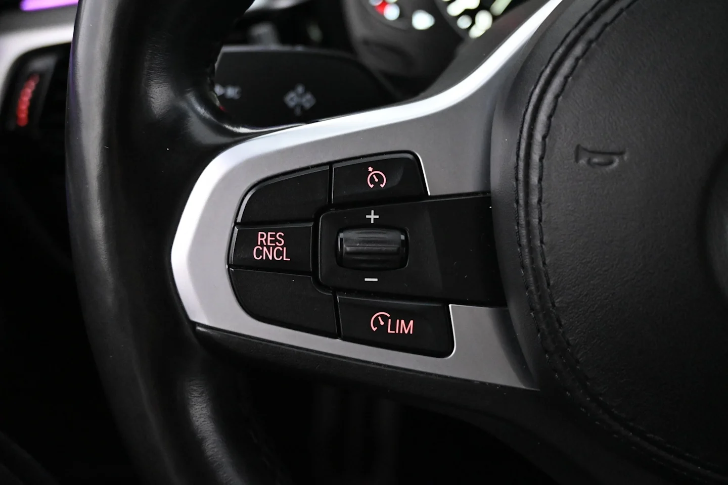 Car Image - 6fJmAJqmklSjMDqw4dto6f