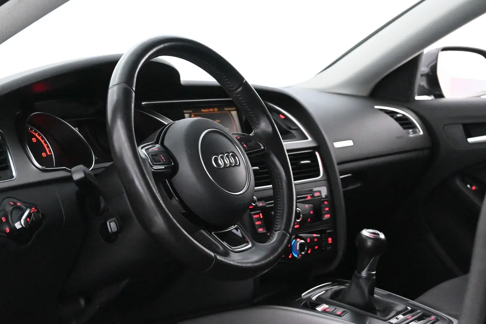 Car Image - 1hXA4cNAOvPBxFGbUrypgL