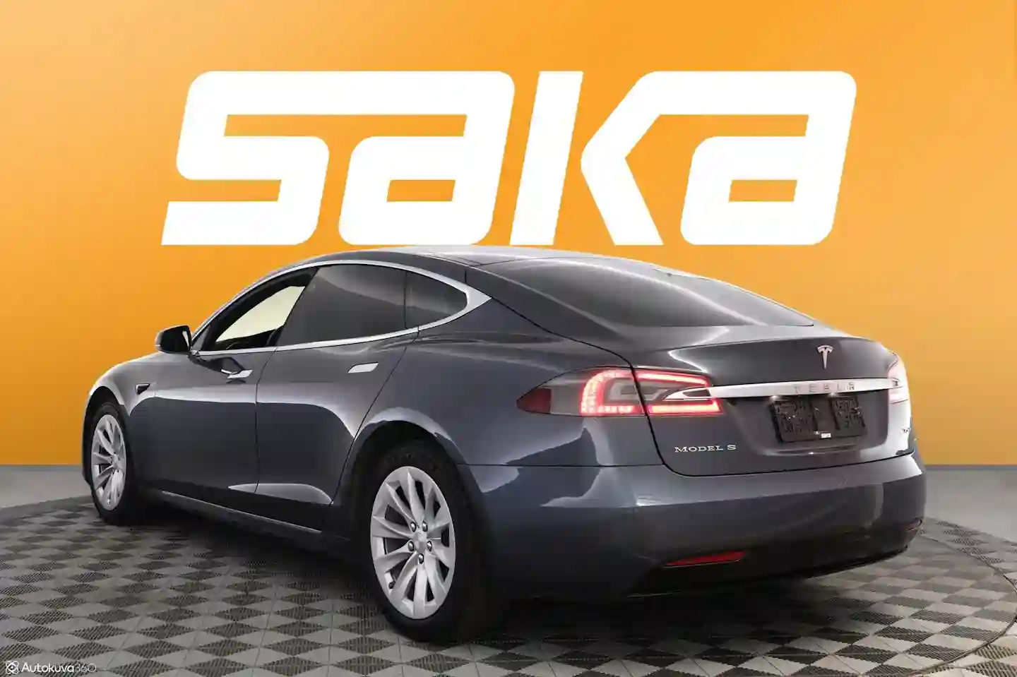 Car Image - 3YQEq5qONcXinWyDLMH2DL