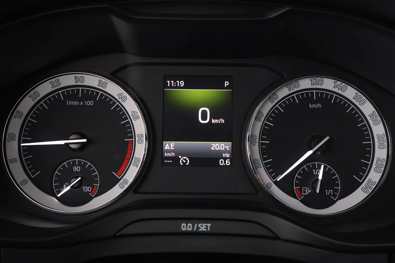 Car Image - 38jwPG4WIT9iSGSs9ddyEW