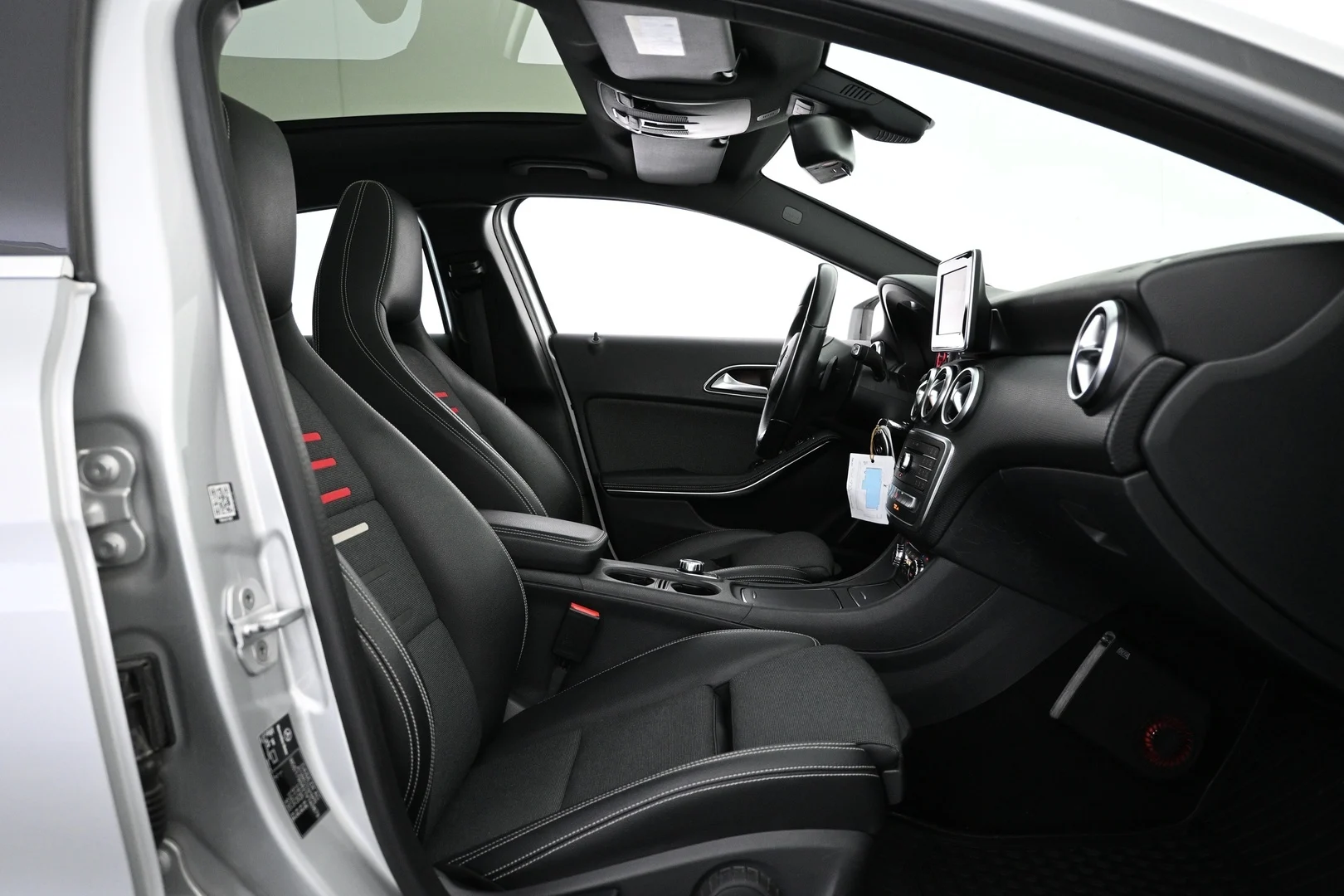 Car Image - 5G3spXUHXqz8JiZ7MhDRyx