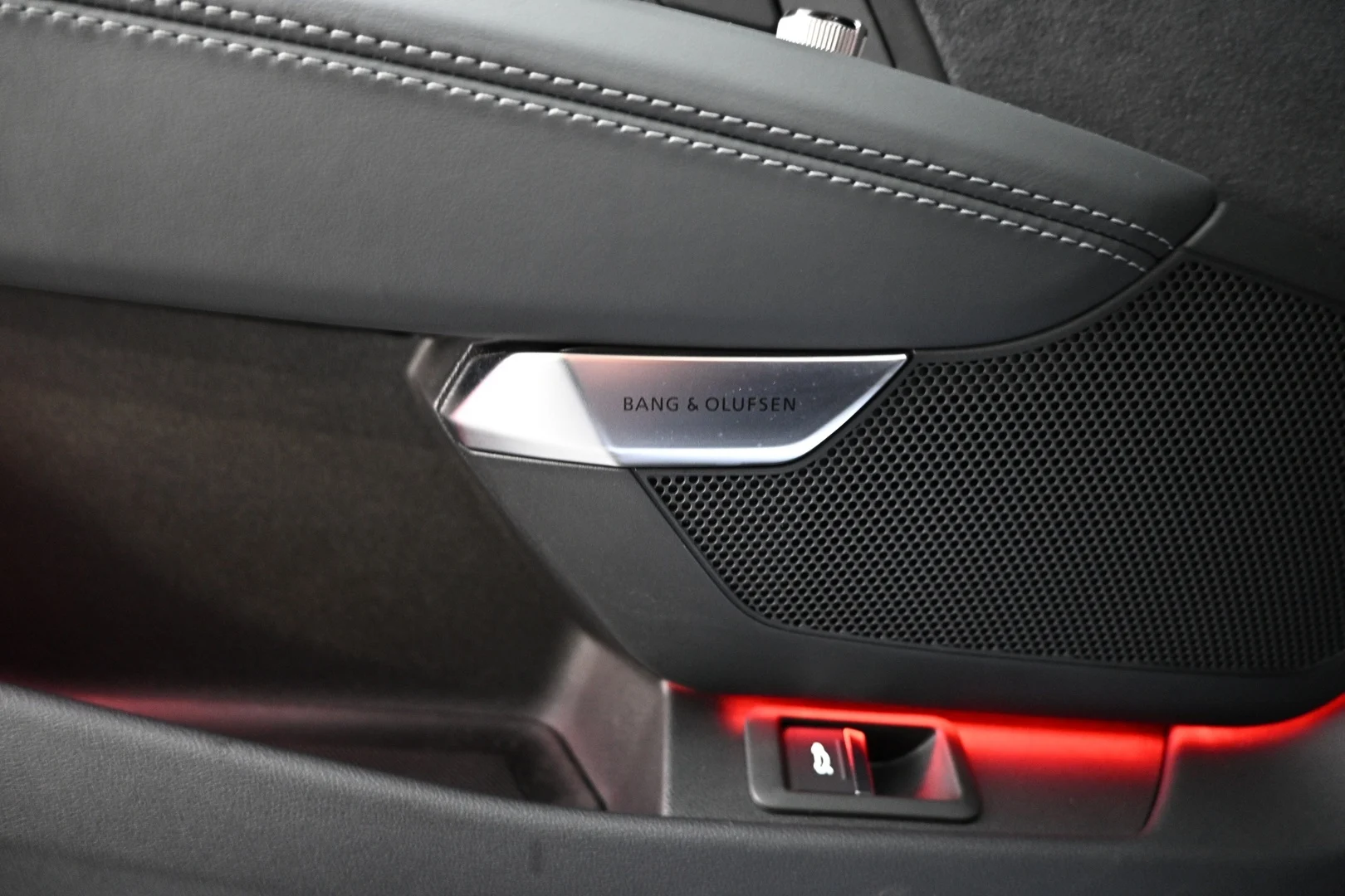 Car Image - 6TfXO8s23ZOYQD9TsxPM8V