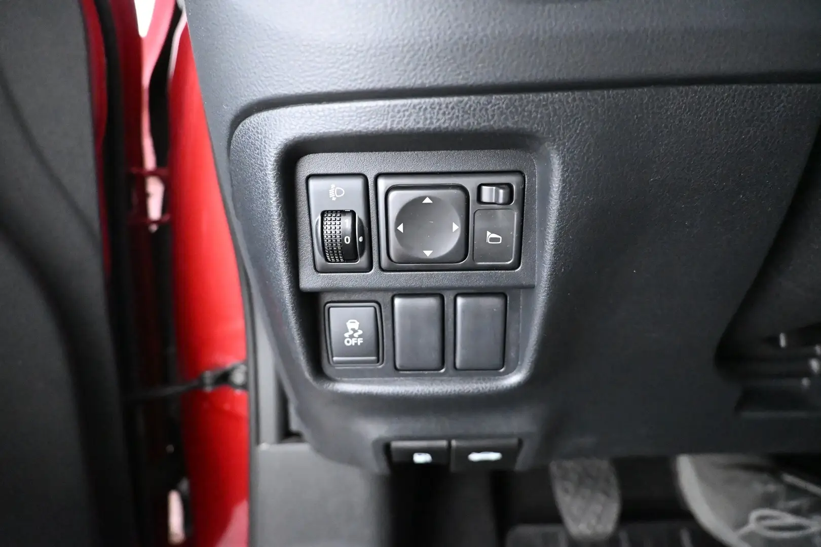 Car Image - 5cA2mCFwfnGmJ0gVuzoMnN