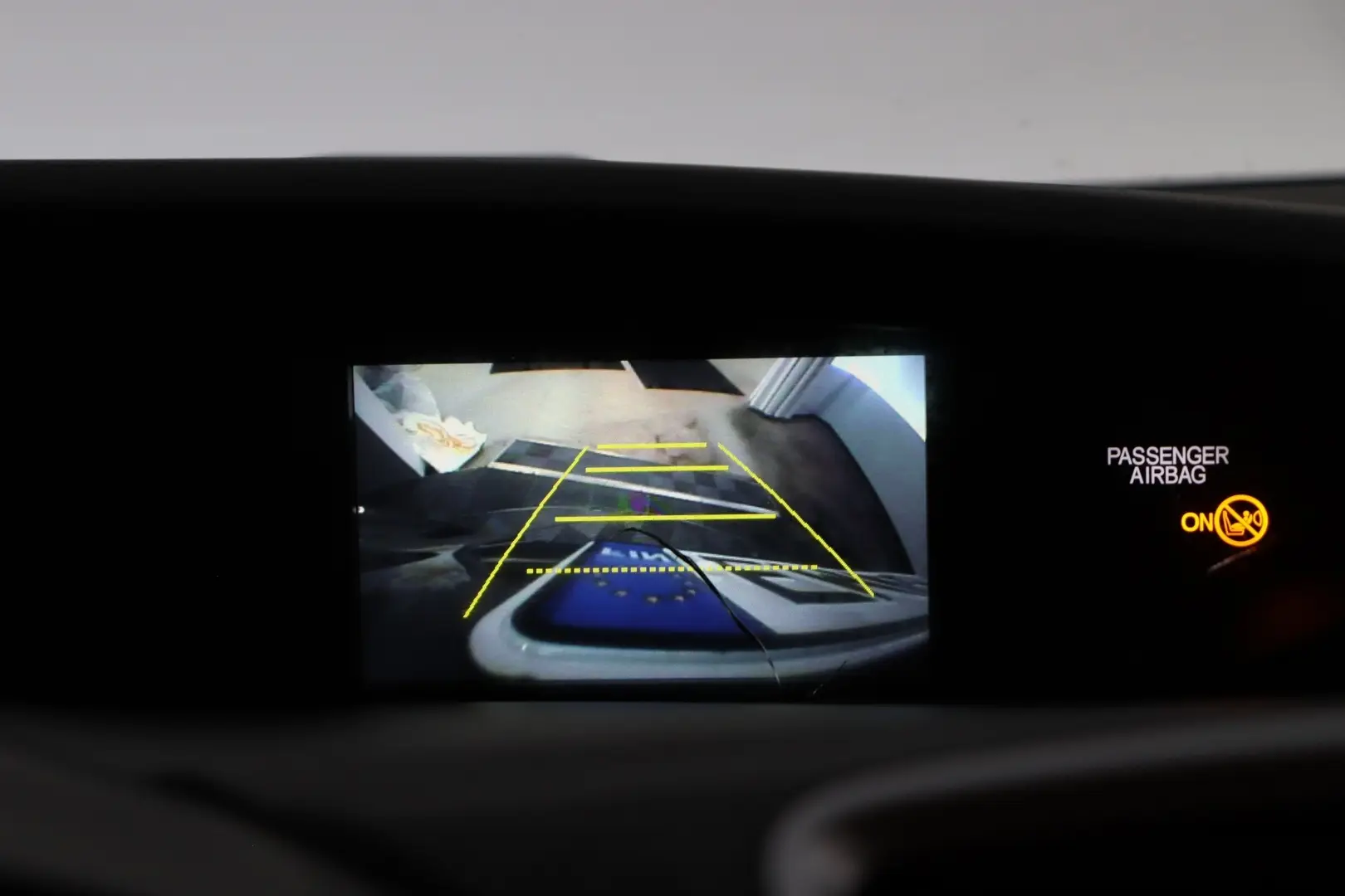 Car Image - 6Q7inZkICJj4pEdM0WeNG