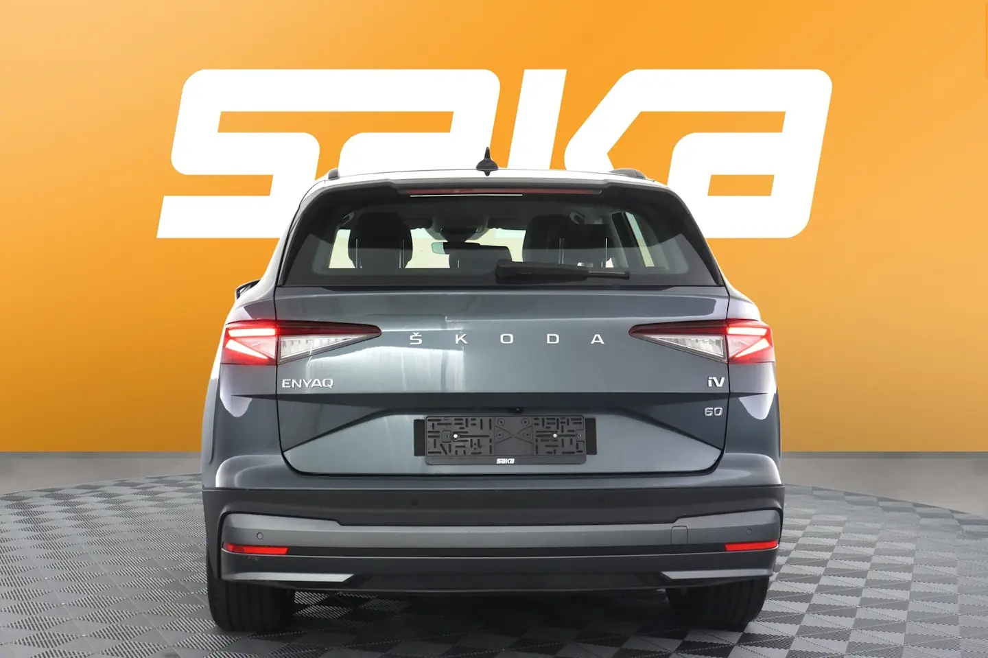 Car Image - 5xnCBnUjjXf2VUtVNMZV9M