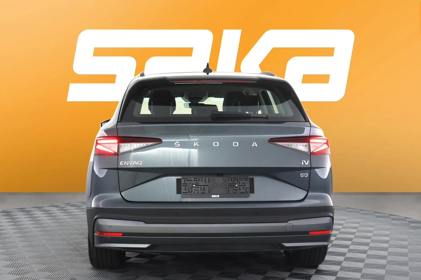 Car Image - 5xnCBnUjjXf2VUtVNMZV9M