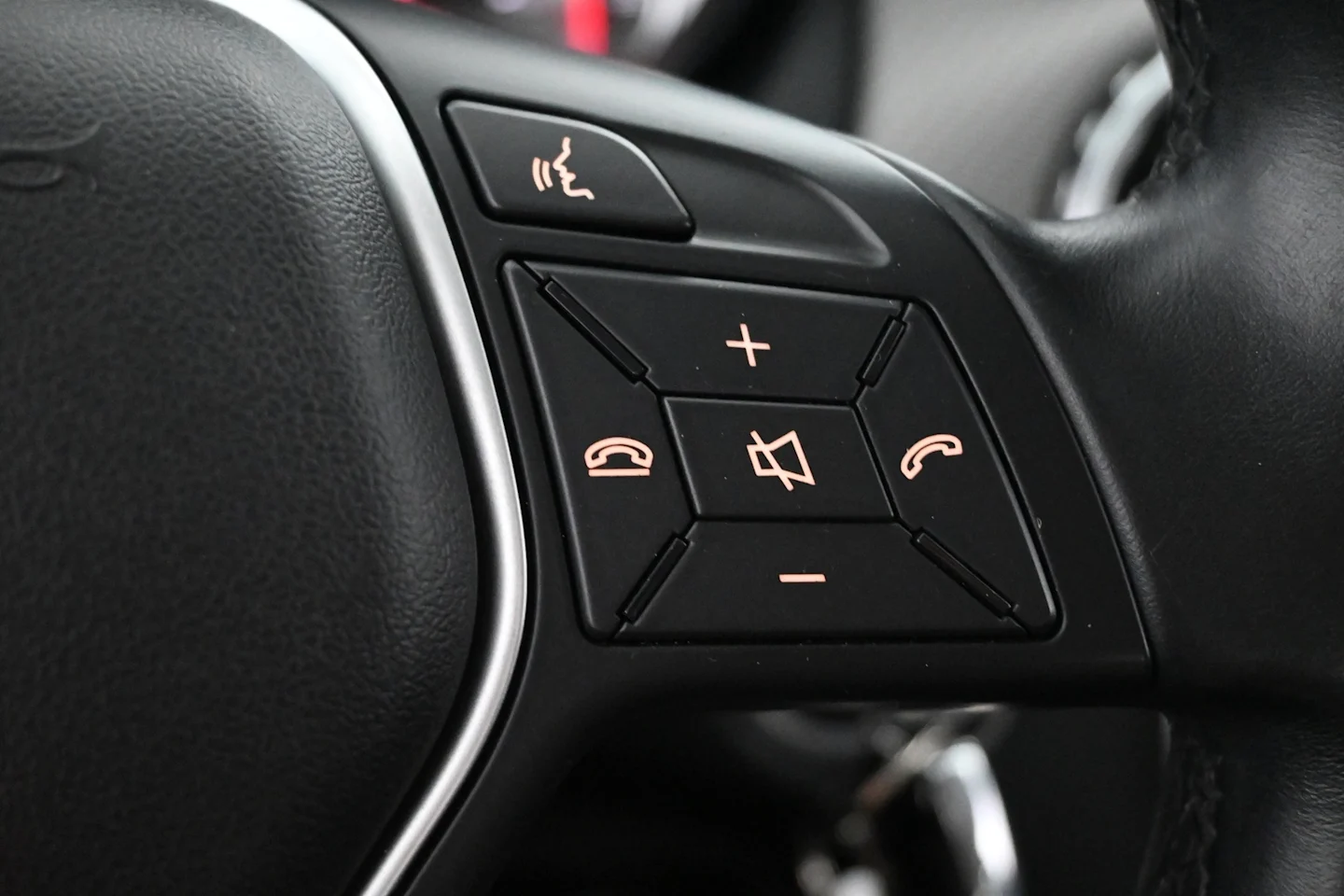 Car Image - KHRDGPXiODq2F16eiVCZm