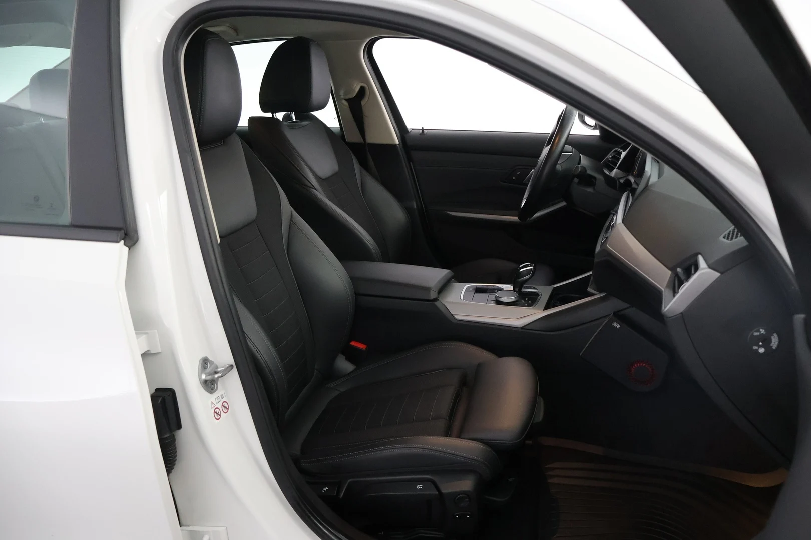 Car Image - 20qDg0q5vj9DBIGDnSlyBb