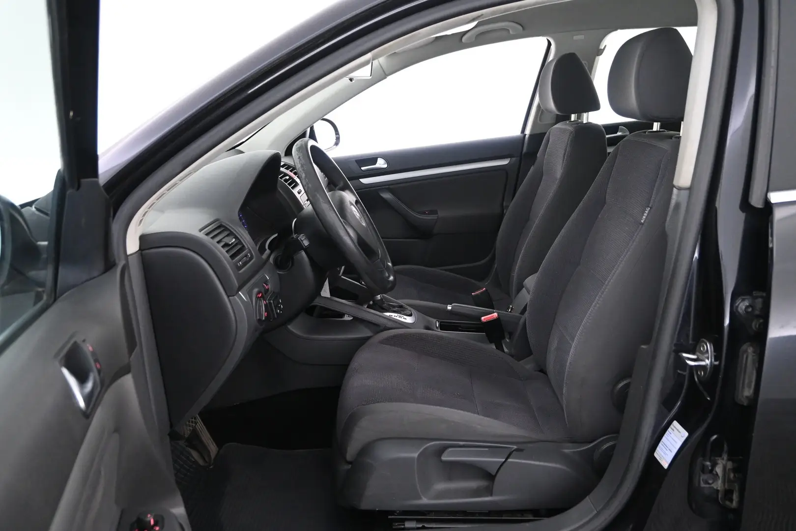 Car Image - 1NcUJYdkwcKp9HpjPfYE31
