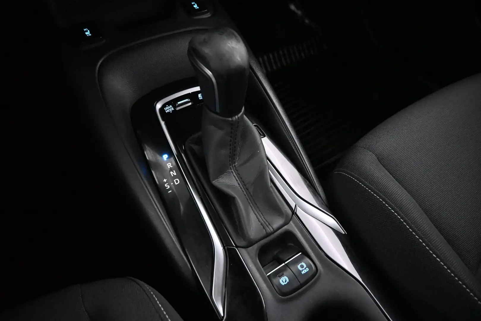 Car Image - 45vzLB2rRl7l9GNBYls6Qu