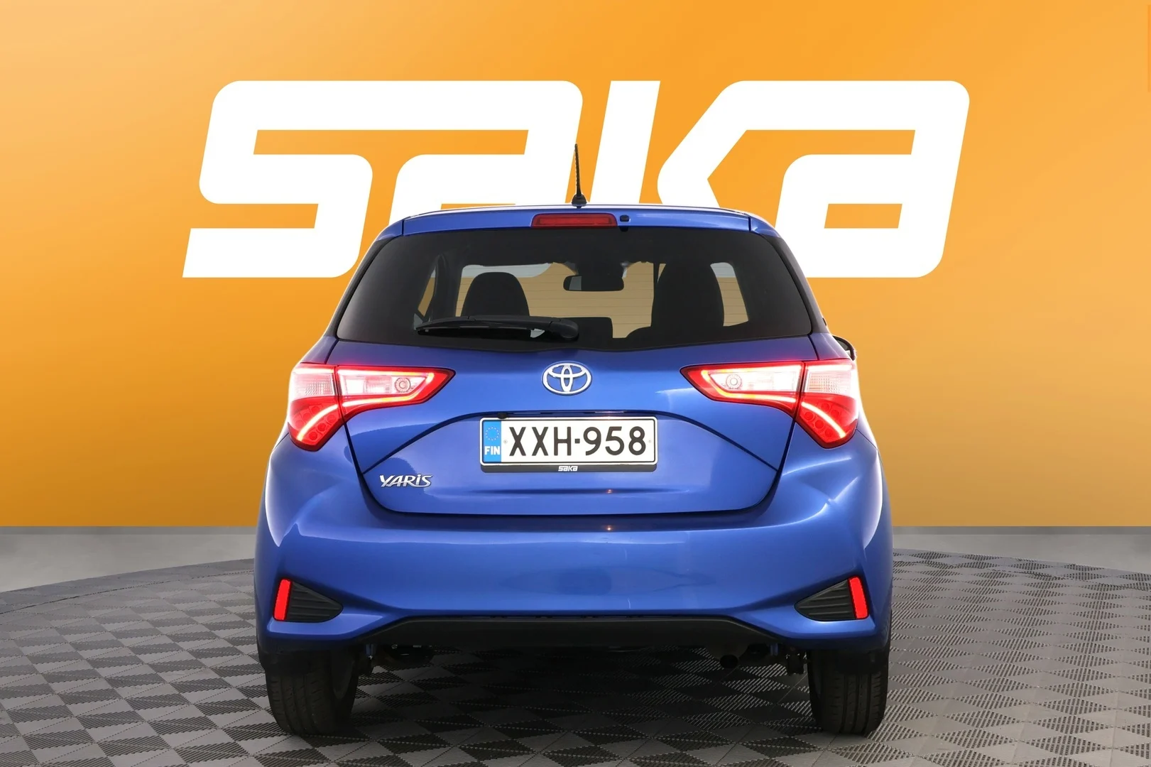 Car Image - 1efoTCRAEaTy5vCrv07D0x