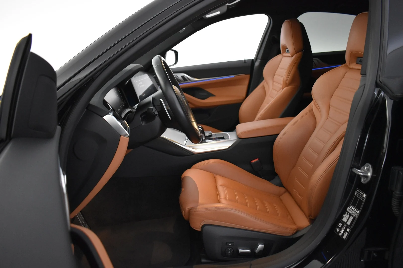 Car Image - Gh1ZvNZiaX0YvAAXp3ODt