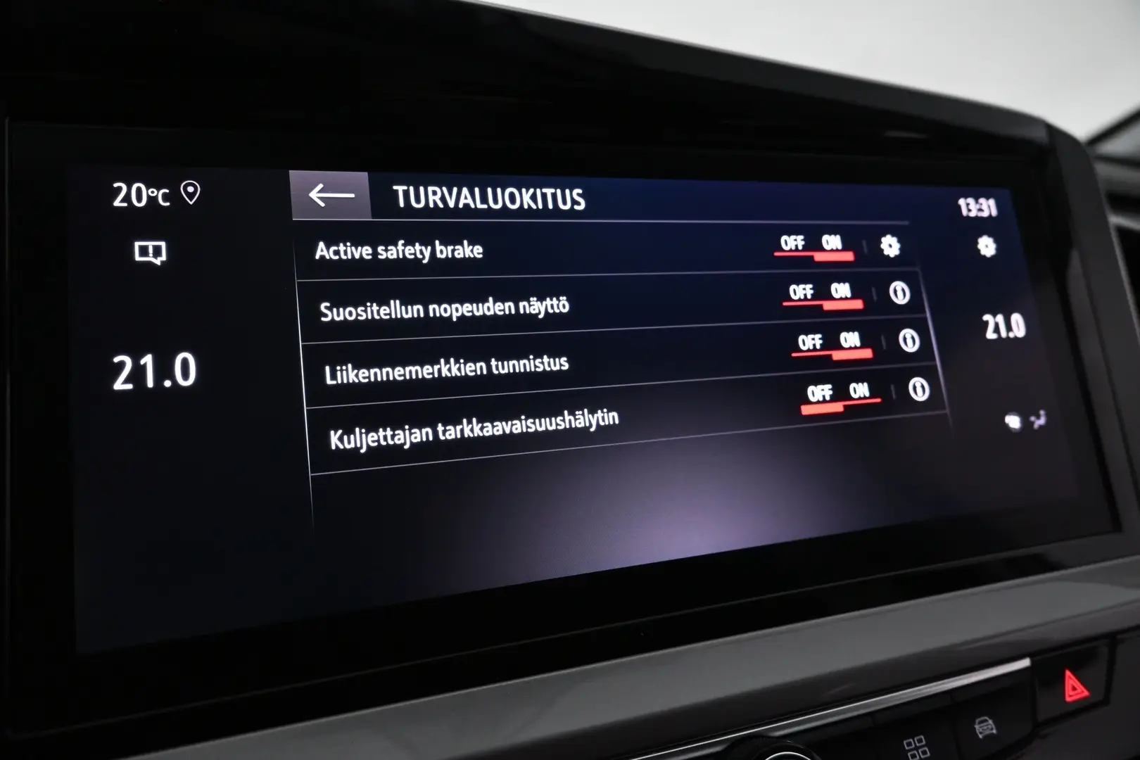 Car Image - 3taQrILPvUyrWxsc49orLb