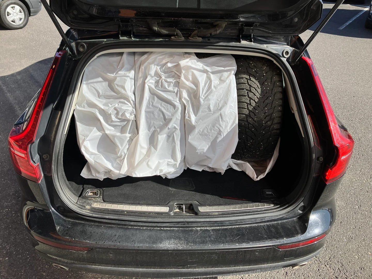 Car Image - 6zwJ4gR6vRpKv11b898gQd