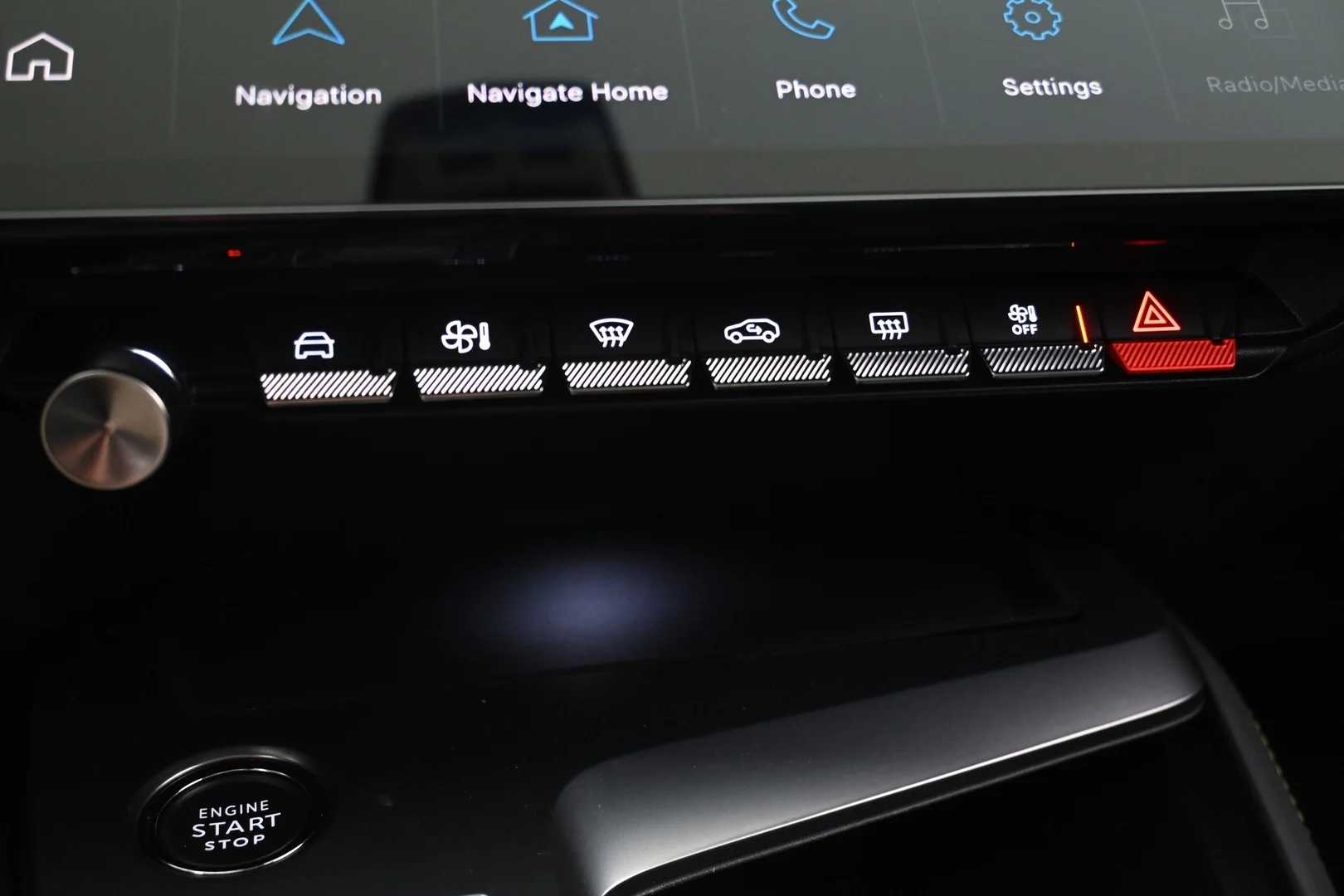 Car Image - 7soDv3Ch61lcMbH809zU12