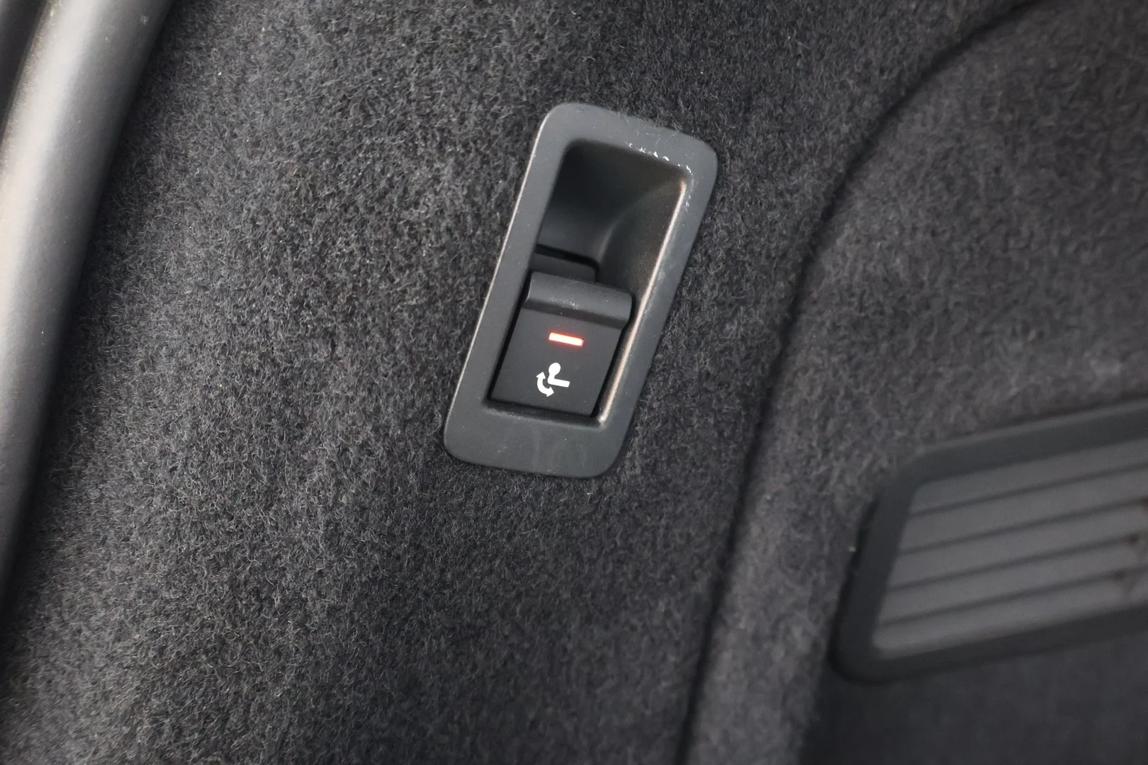 Car Image - 6fEc0dnveoR3toTQ7eE1hC
