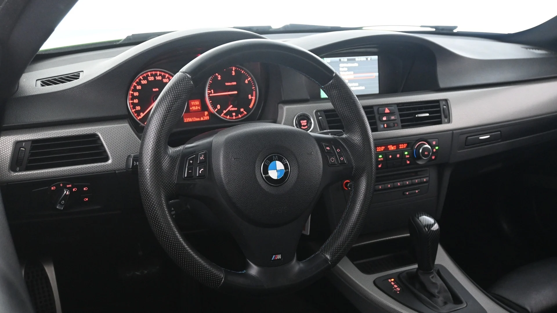 Car Image - 7E0QsYqnnMzt8LCrWxGStc