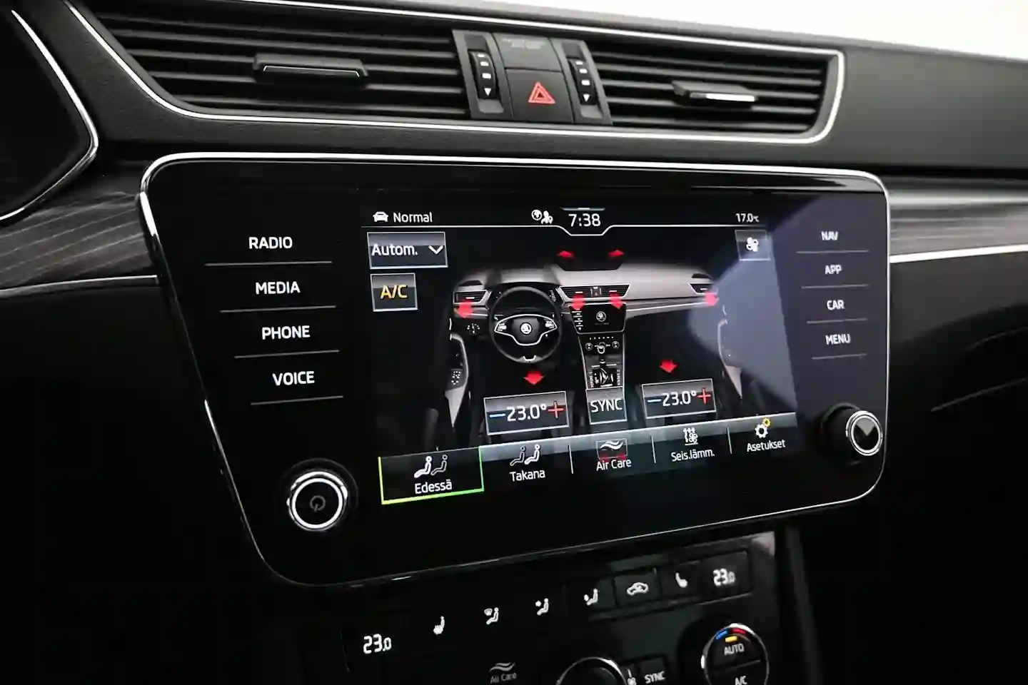 Car Image - yoWYJ7bbNn3bSf7Qz4j5T
