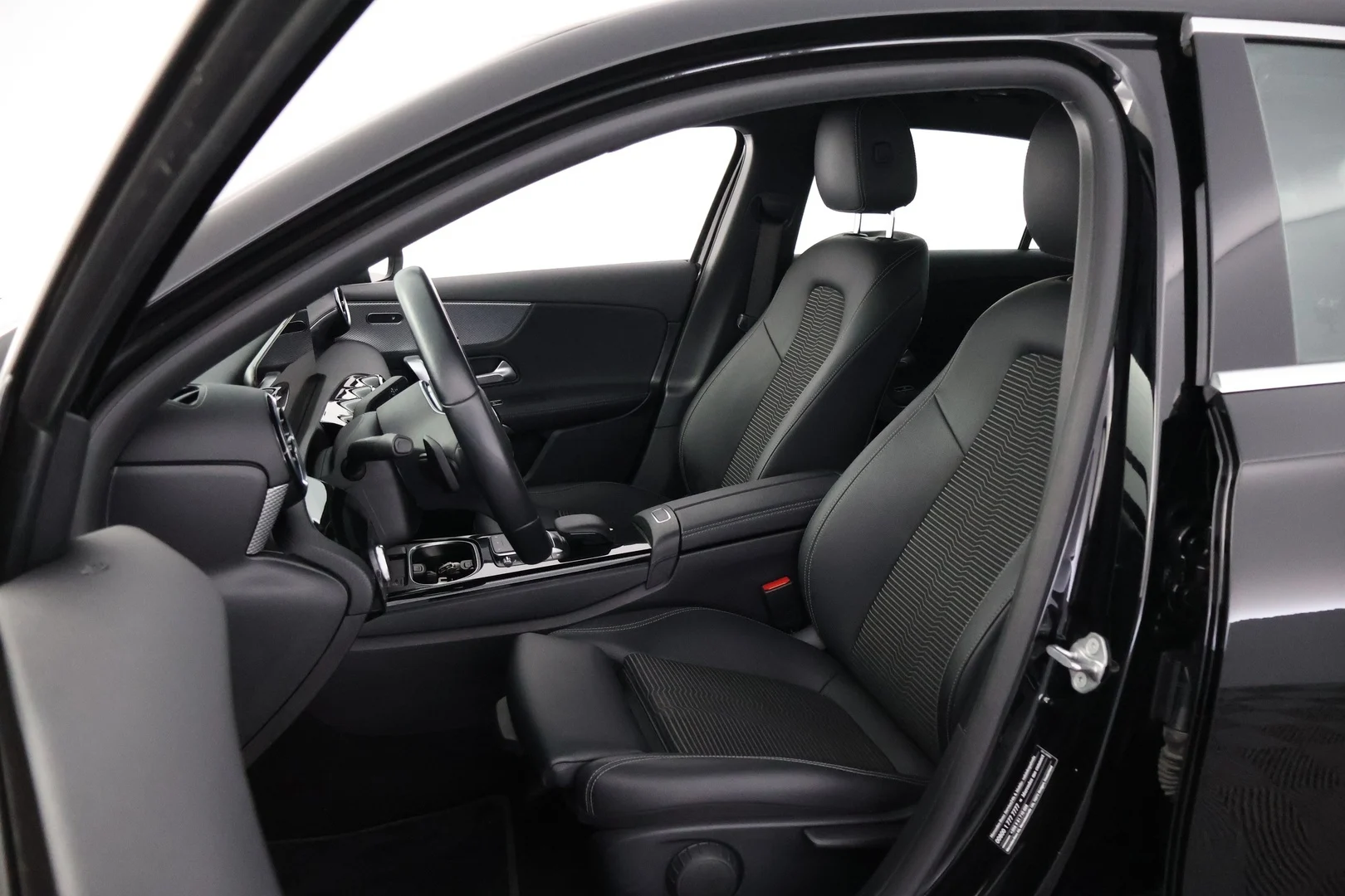Car Image - 76dRhG1xkOKVwII6nL3oFS