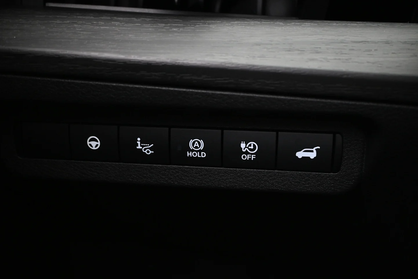 Car Image - 5M9jLbKFSU8ZkJdZMY0AuU
