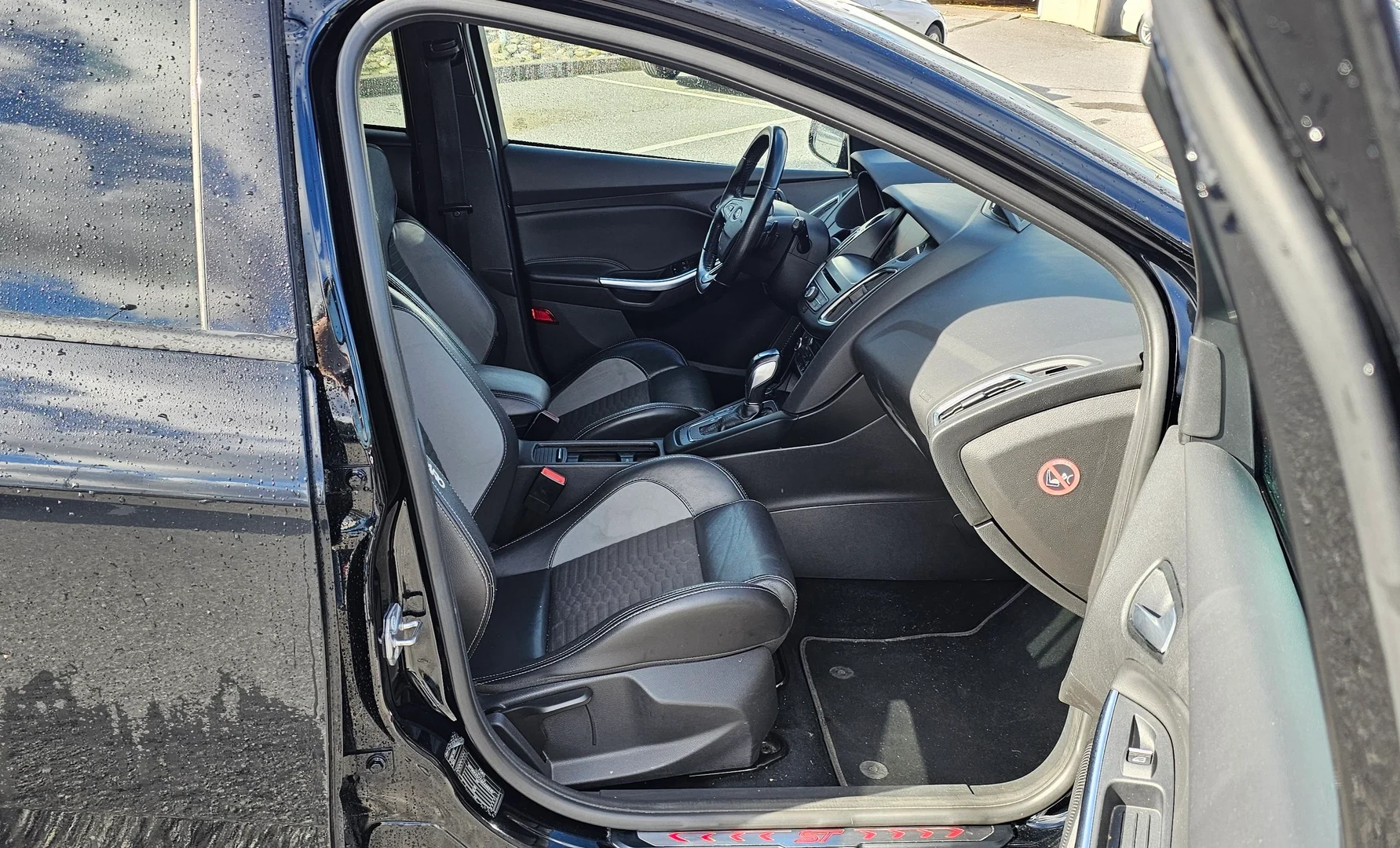 Car Image - 39Q7KP3lrUuwU8F6tRcwyd