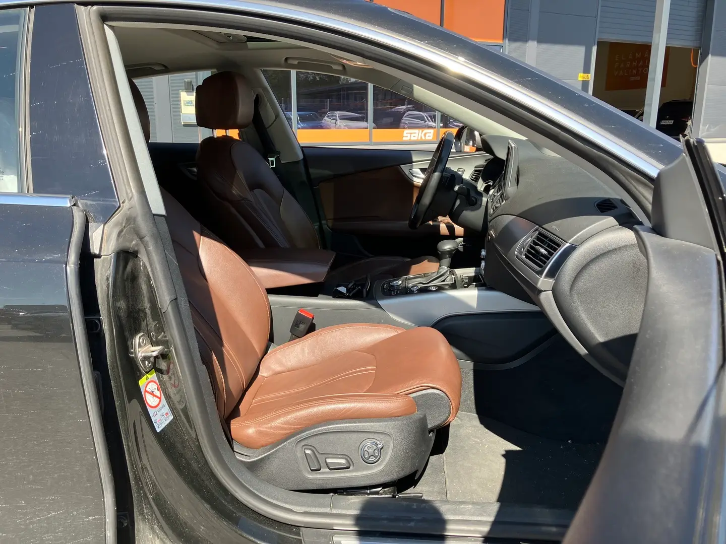 Car Image - 5jyNhnt9hopTDT2gRZMM0K