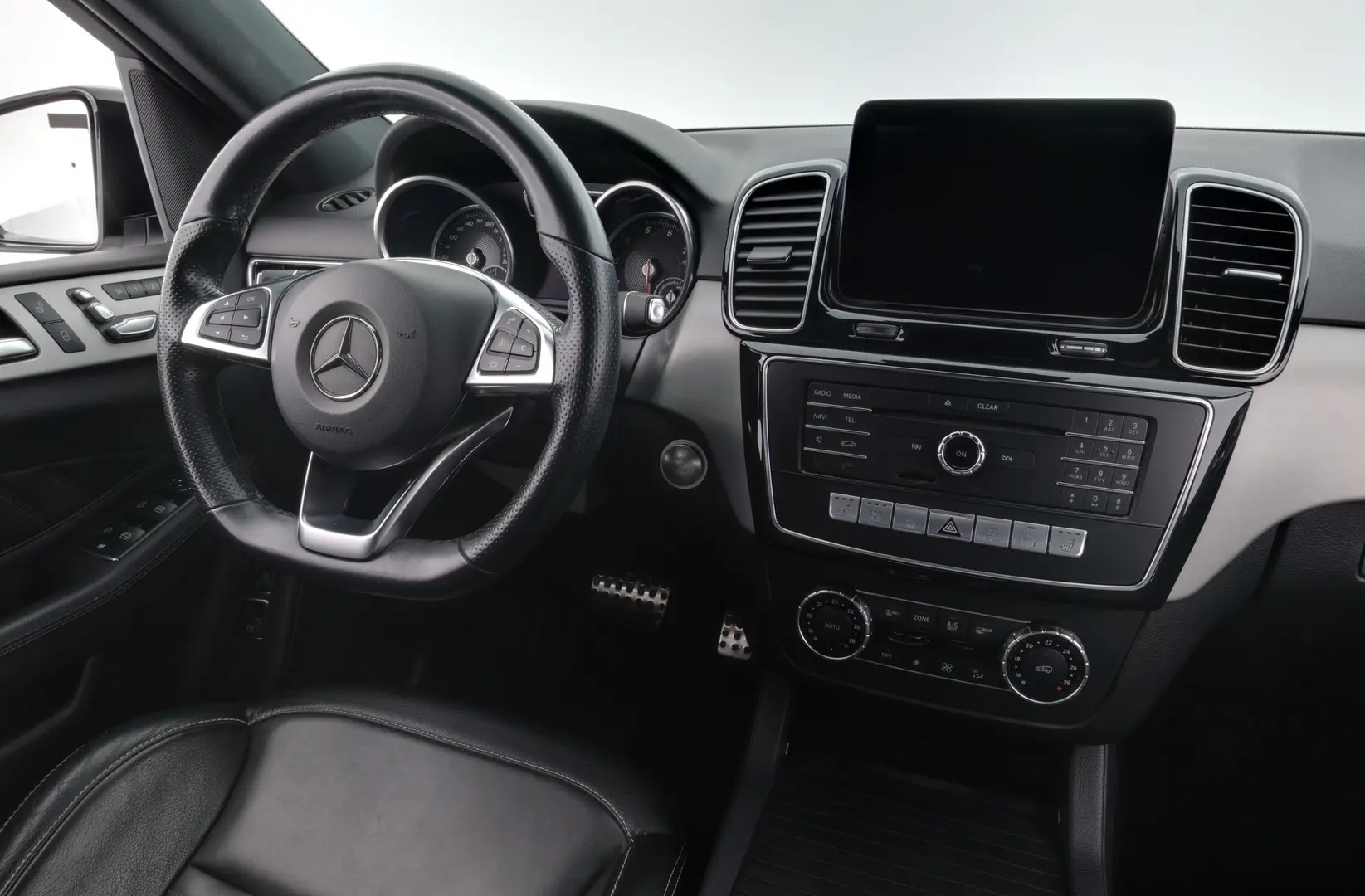 Car Image - 2g6VAabyrnatxh9O1HHNdU