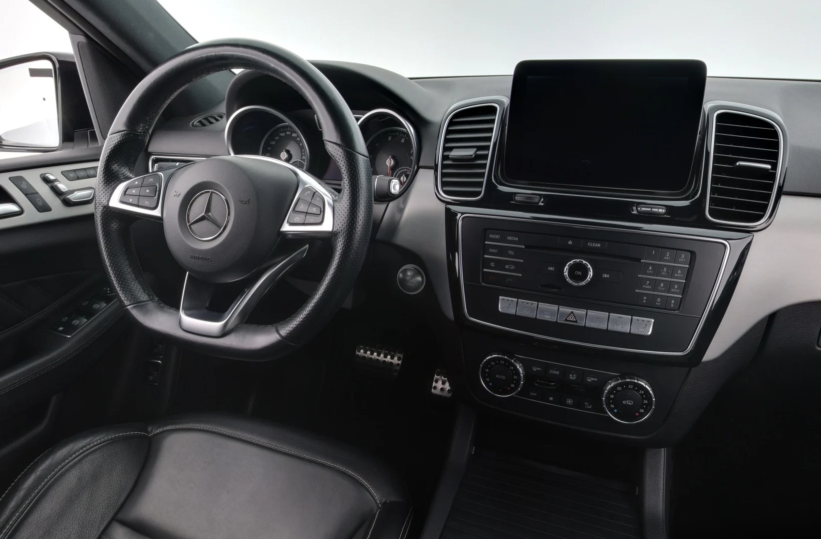 Car Image - 2g6VAabyrnatxh9O1HHNdU