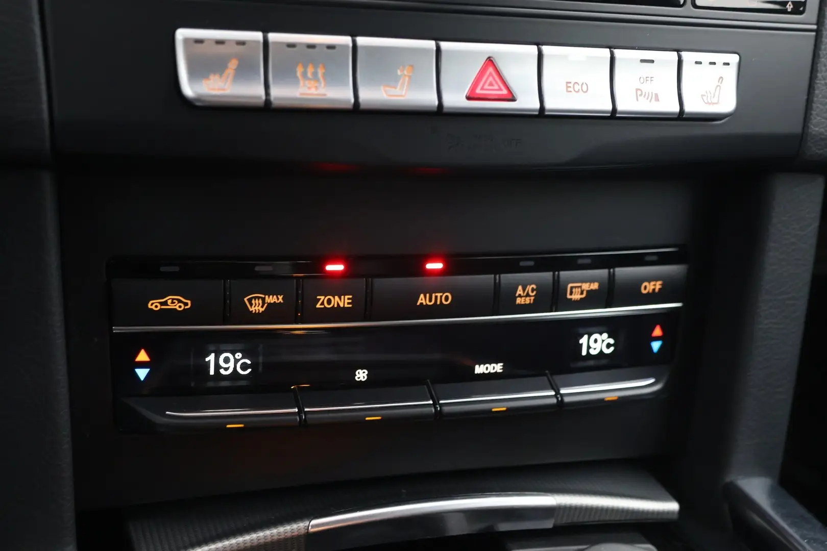 Car Image - 3b4tIwlkBwQRDHNE2WWawf