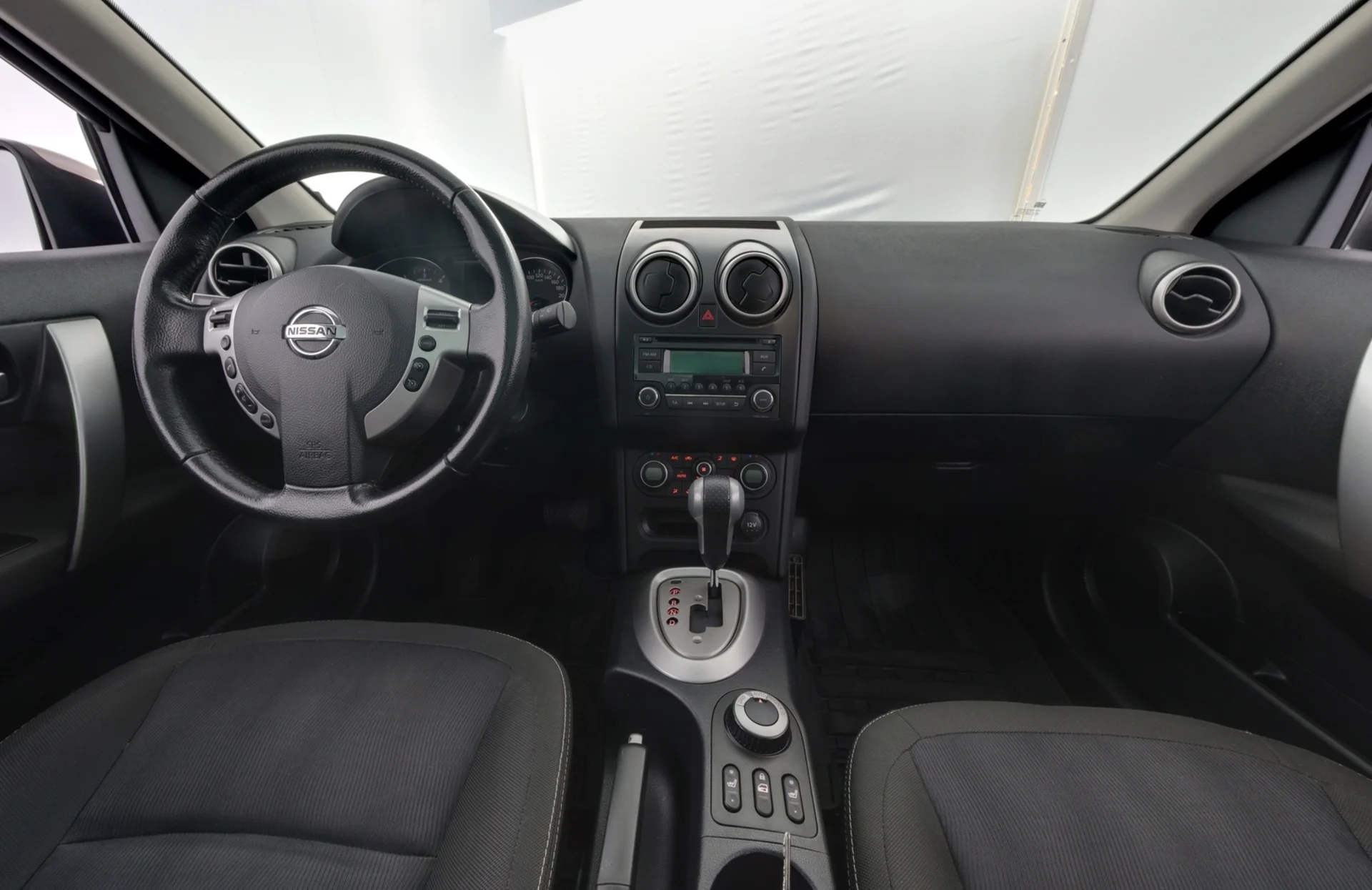 Car Image - ZfVGRP2P8sXZ5lSdc6eqQ