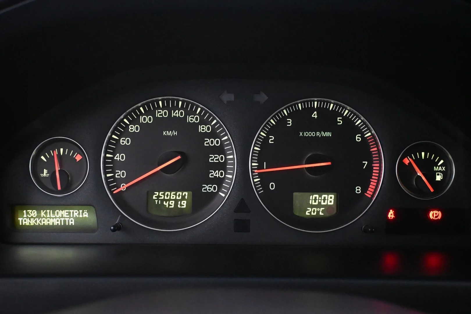 Car Image - 455GD7Y3gRQ19nSN9YUztL