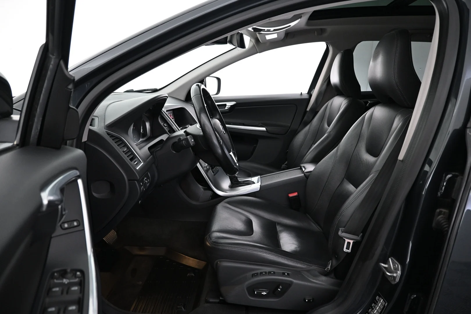 Car Image - 2o9IbDChBWkuKmL8wBhniU