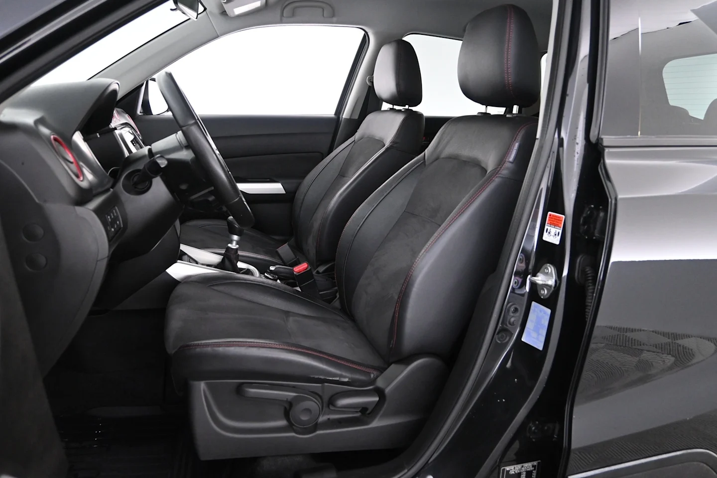 Car Image - 4dt6Do2YSyF8V5c6TejC6c