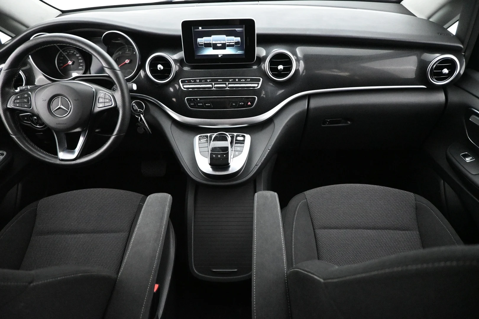 Car Image - 7ajoYLlsLtB4FRJjb9Vmpa