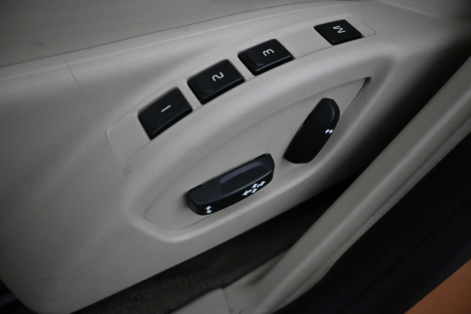 Car Image - 5MeNyOHqITlsOpvrNxbNou