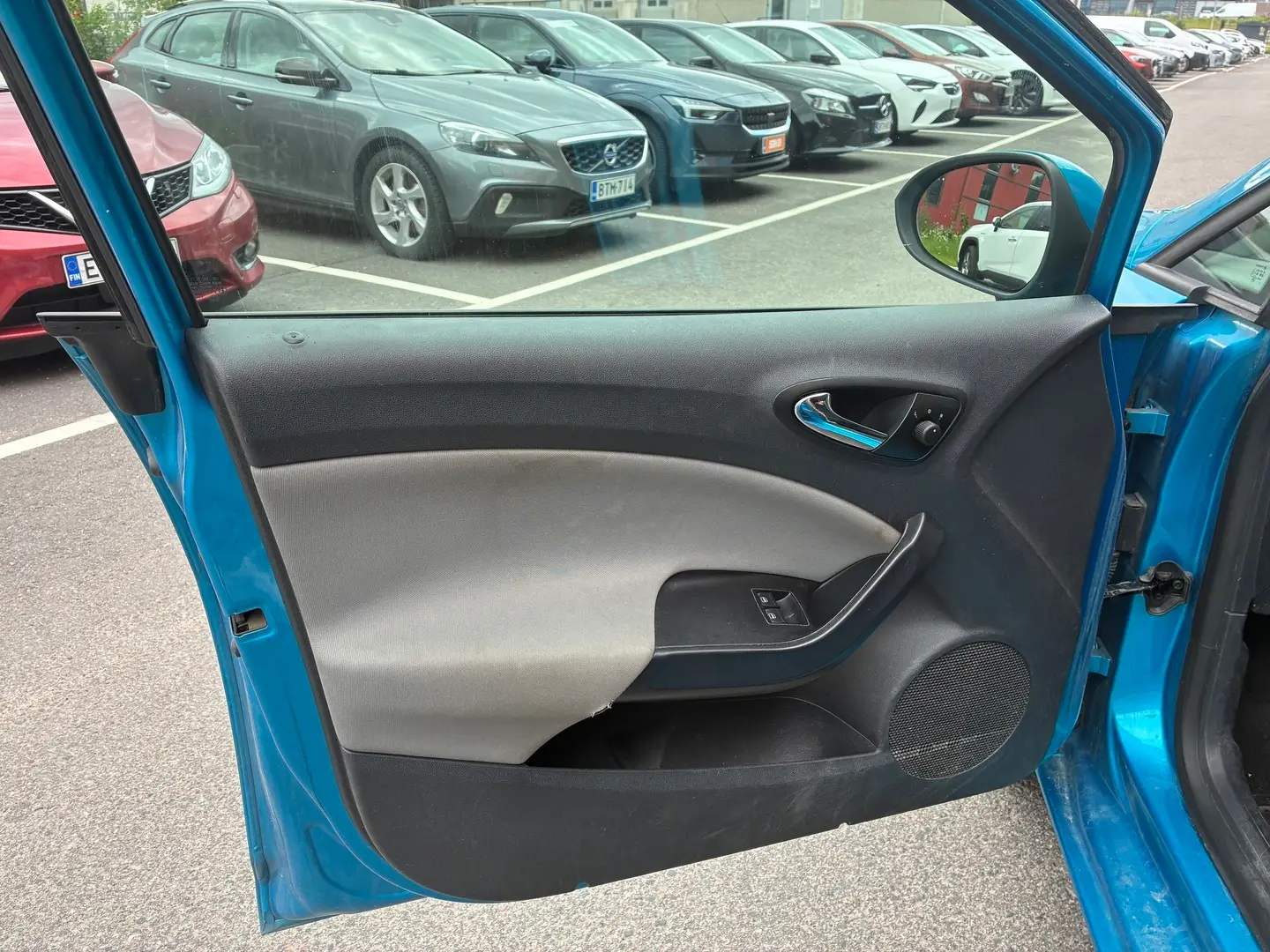 Car Image - 1ktIelNyVWMCu3HUivpKuX