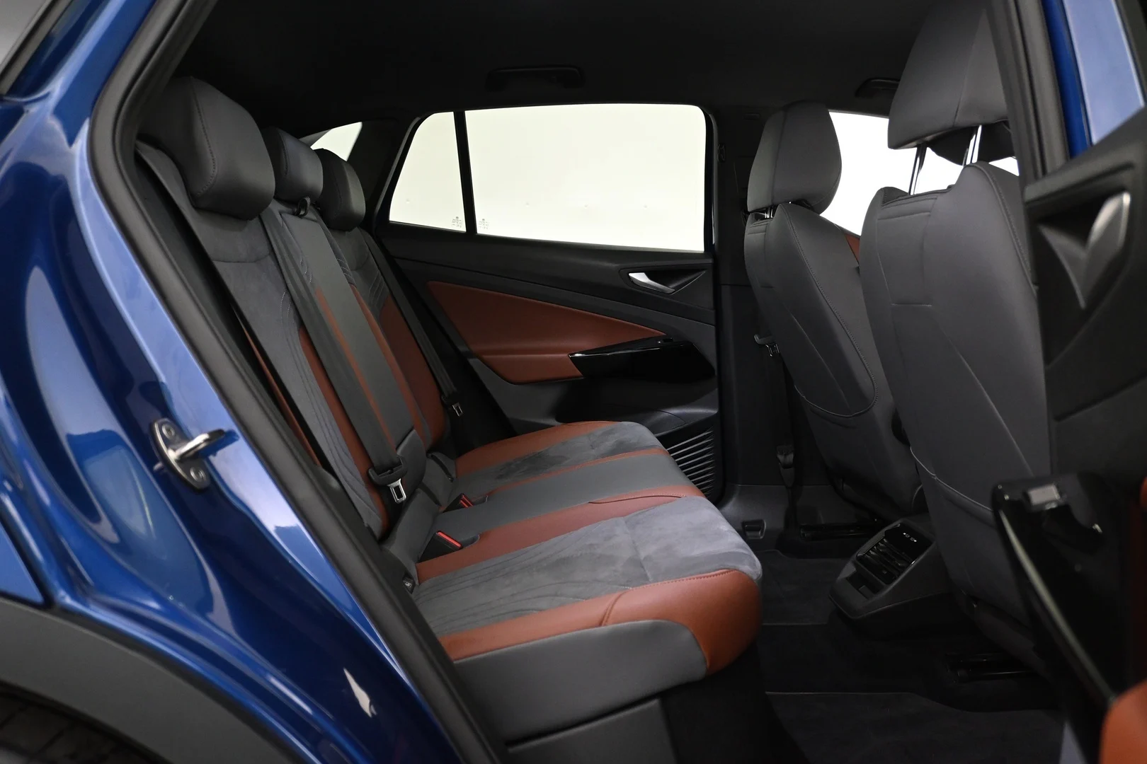 Car Image - uYvY67e5HrcwtSYAydtB0