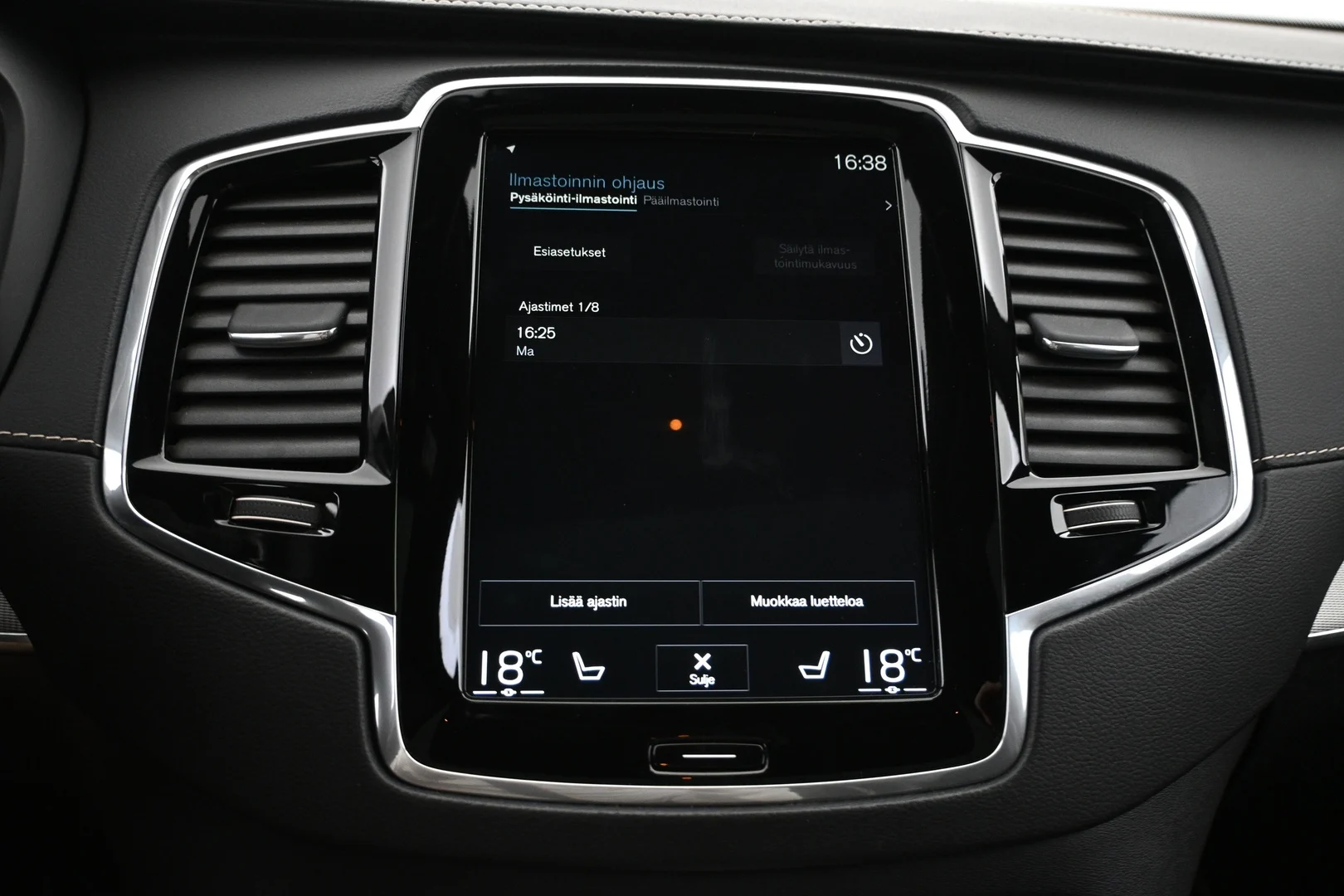 Car Image - OA0GS9tcnkzoU4BYm9eBL