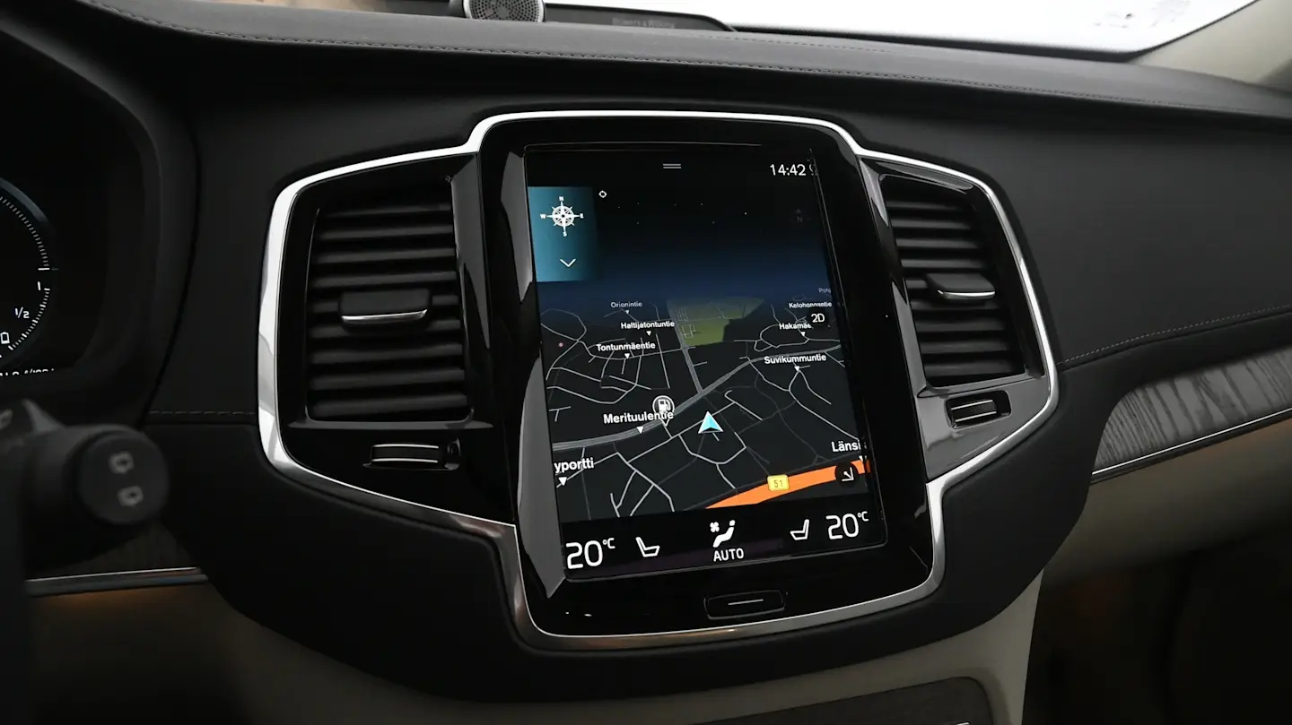 Car Image - 1uO82LuV8WuD8TvxIQ2VjJ