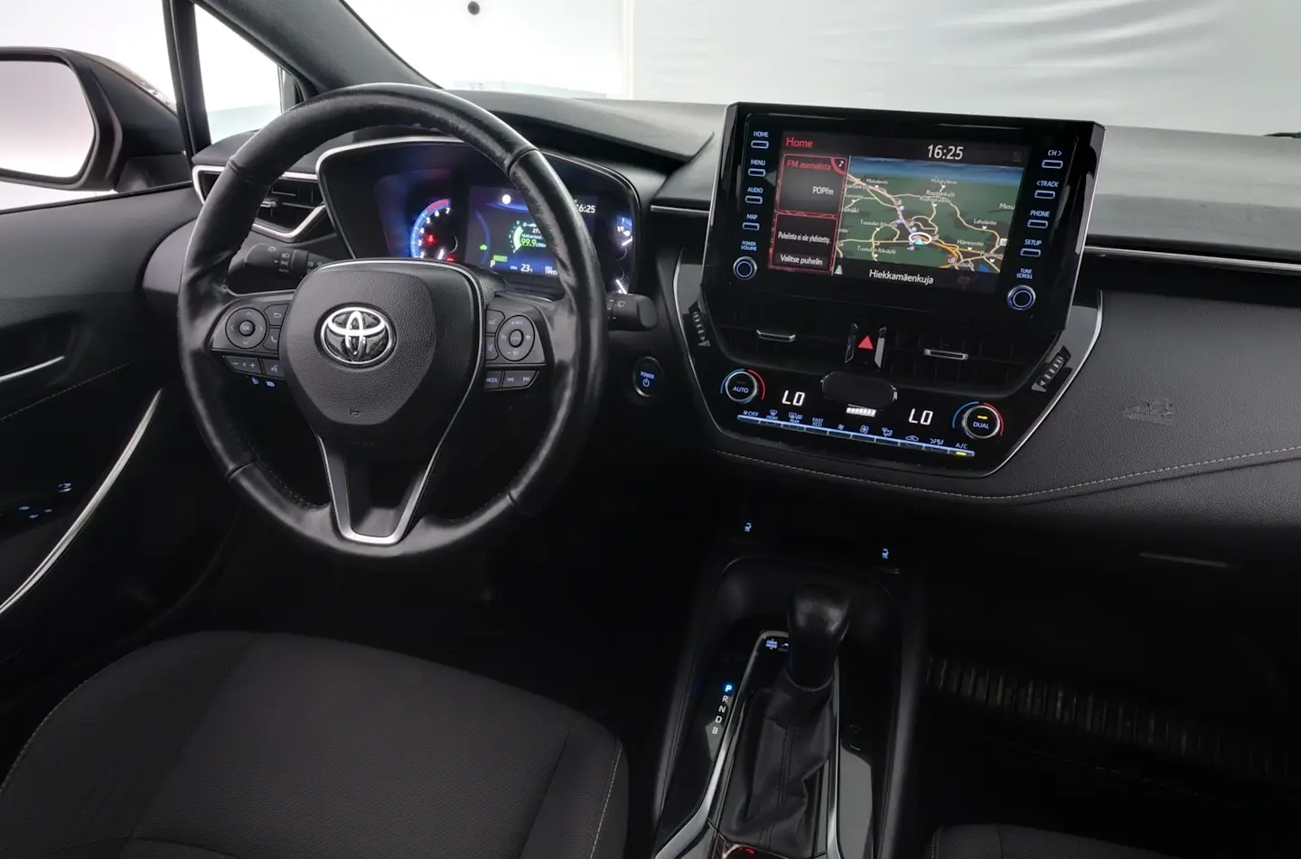 Car Image - kVMjJlJZITkHAUBGM6Hdf