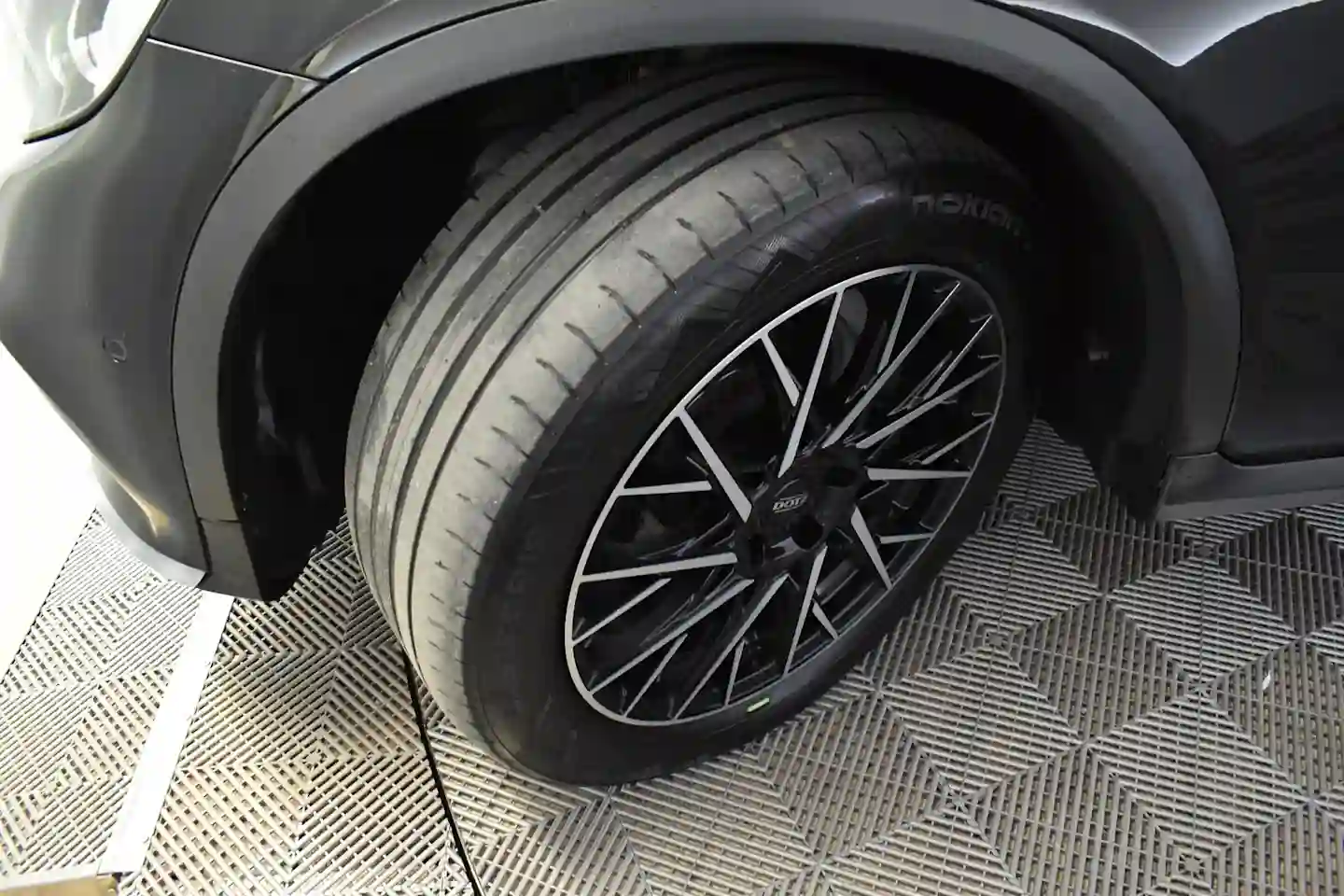 Car Image - RLCnEQRn3Cz2TgY39MSnq
