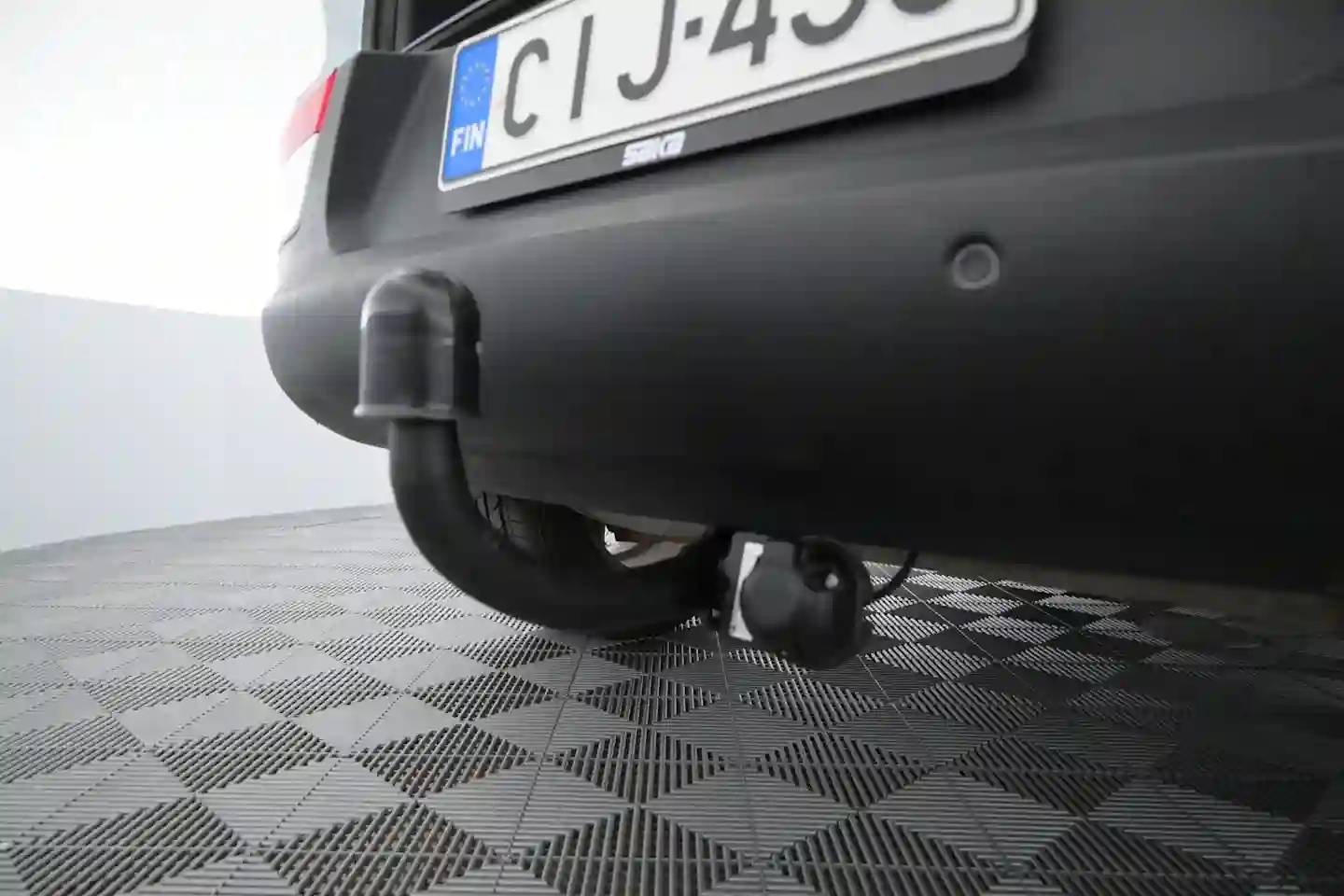 Car Image - 73PAwVeUq8kW6WIhGqDCLI