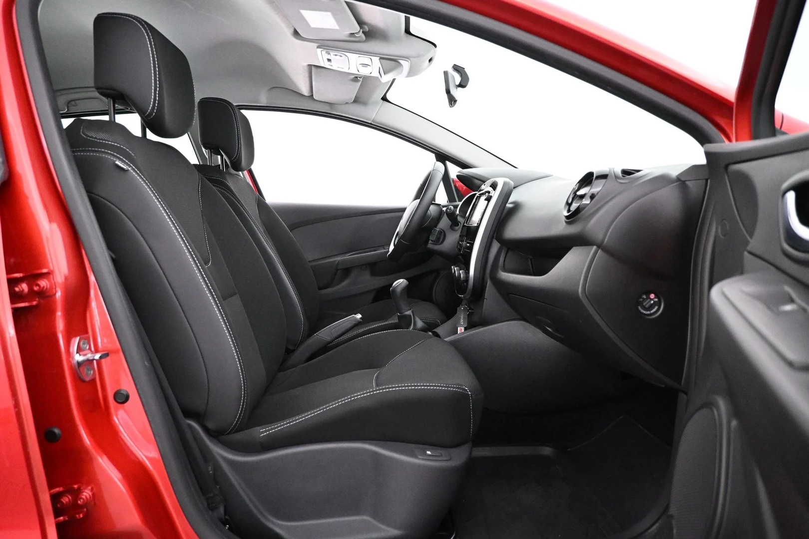 Car Image - 3DyDAn1jRCwSxbebKgs7RX