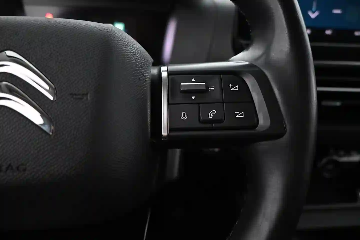 Car Image - 5OosvhAtcPq0XeeXTvP7HP