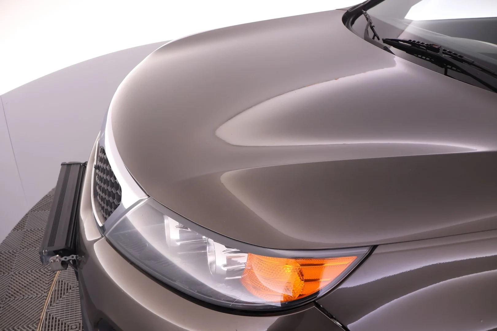 Car Image - 4U5YUhYt6j7iNenJgVWu73