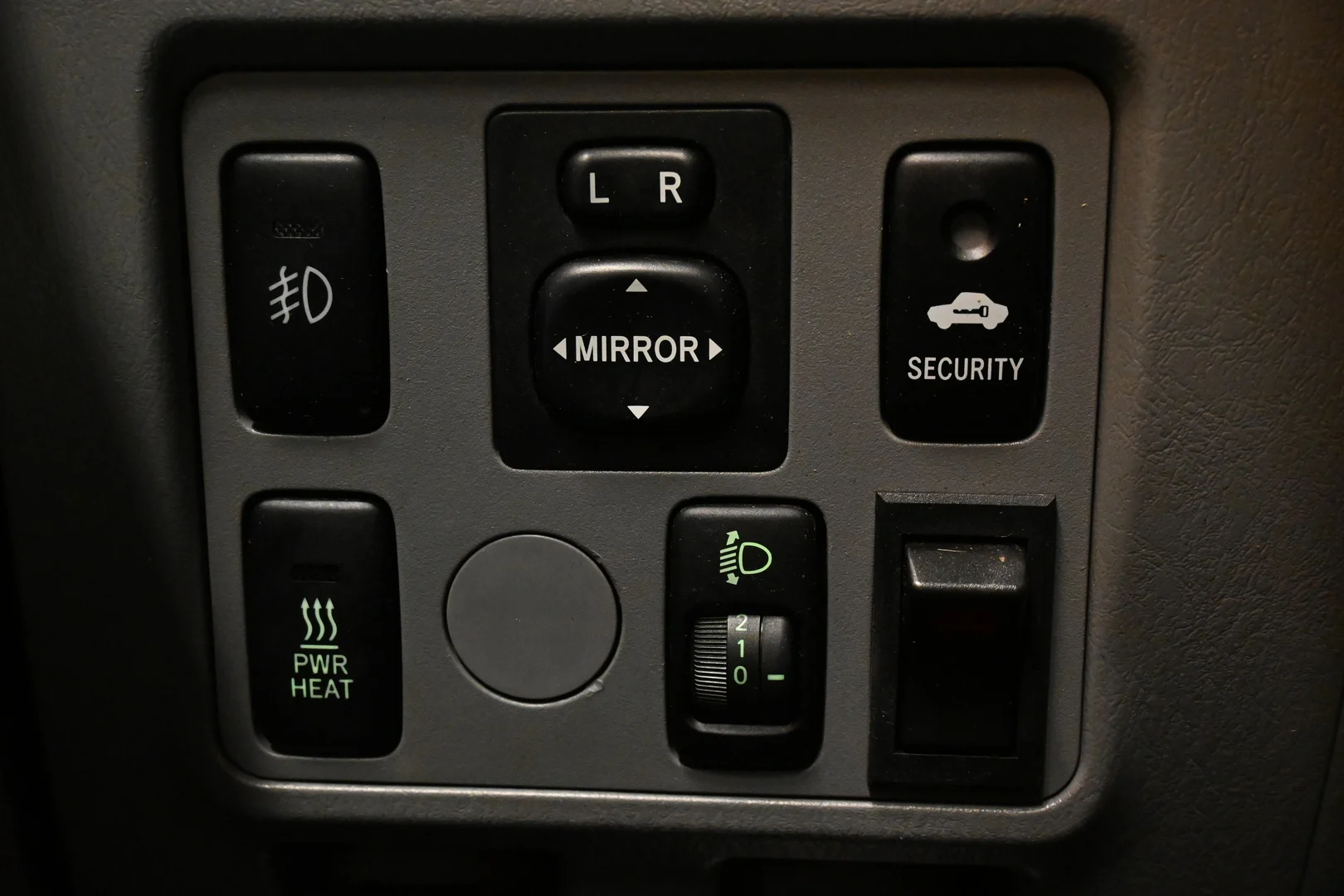 Car Image - 2M3SlKng5JC71143Va6QzY