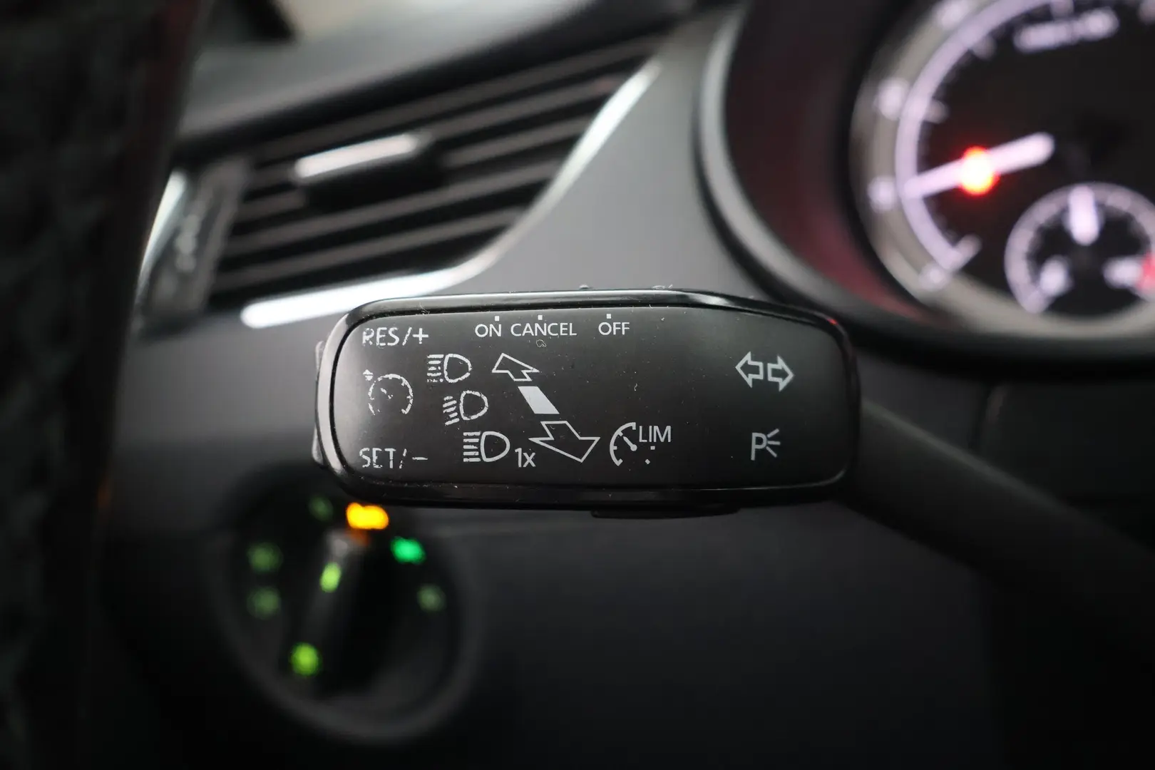 Car Image - 5mIcANjFRvkAQ6k2ychofB