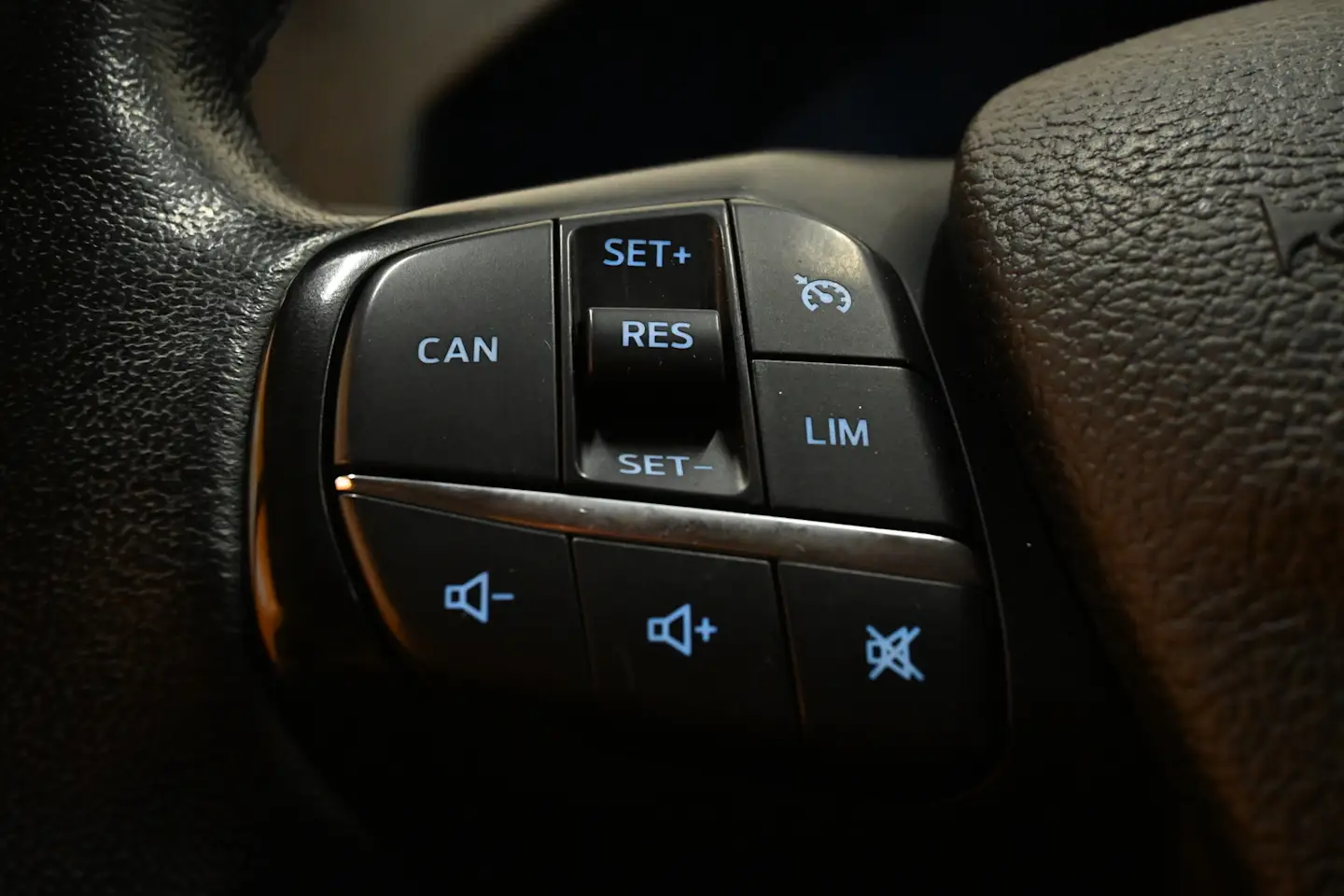 Car Image - 5MwT3QDM8uVDz46sdmDcDh